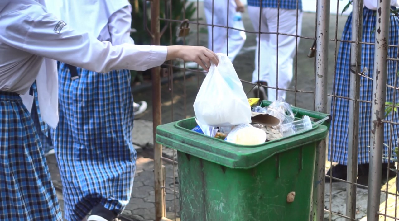 mengapa-kita-perlu-melakukan-pengelolaan-sampah.jpg